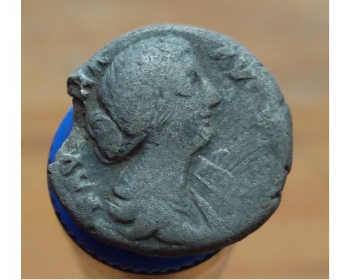 Денарий Фаустина Младшая Древний Рим (161—176 гг. н.е.) супруга Марка Аврелия НЕ МЫТАЯ и НЕ ЧИЩЕНАЯ